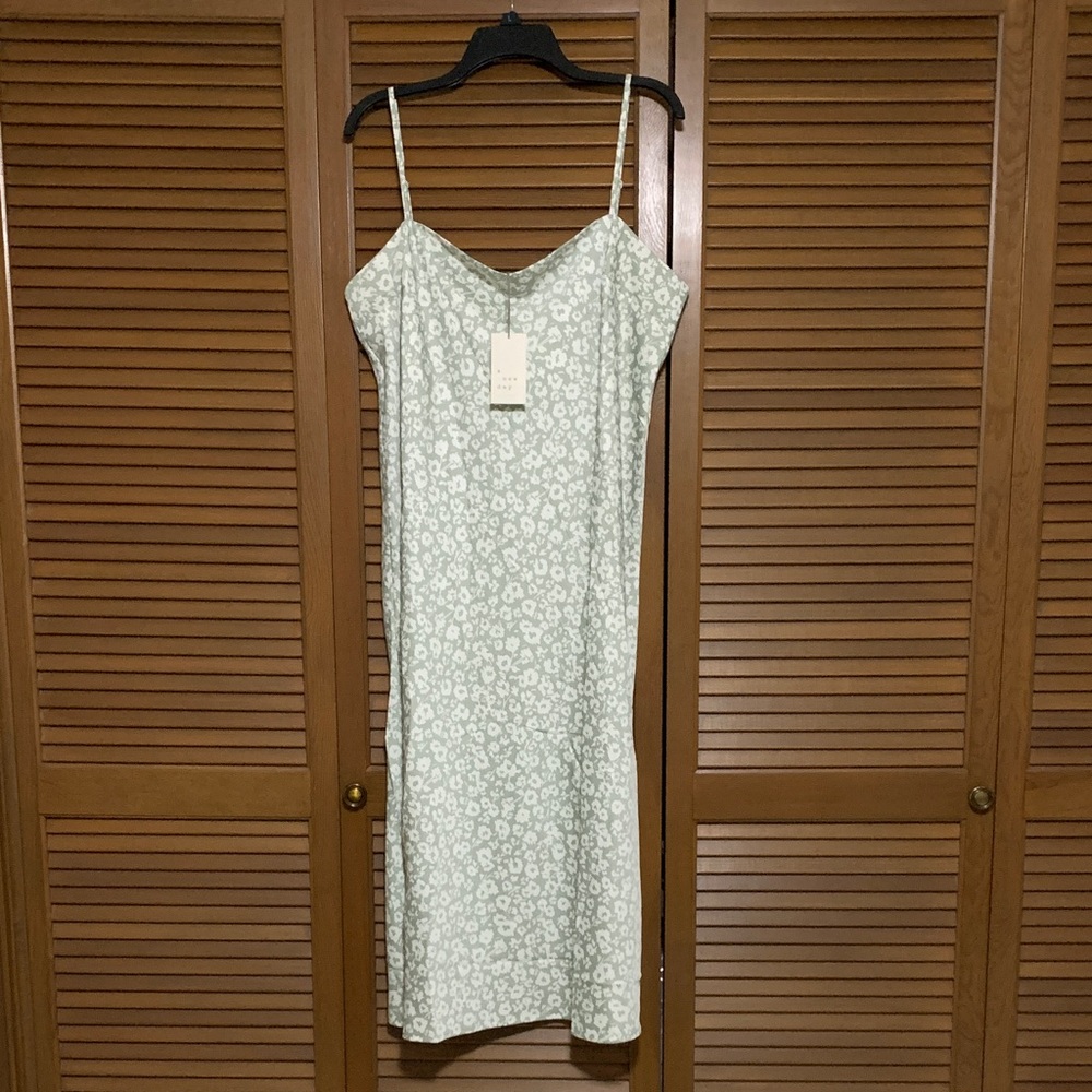 NWT a new day Green Floral Print Side Slit Lightweight Spaghetti Strap Dress XL